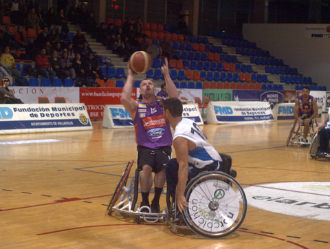 SERVIGEST BURGOS CAE EN VALLADOLID EN UN PARTIDO VIBRANTE (78-66)