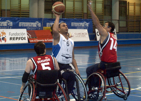 SERVIGEST BURGOS “REINICIA” LA LIGA ANTE ZUZENAK